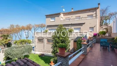 Villa in Molins de Rei photo 2