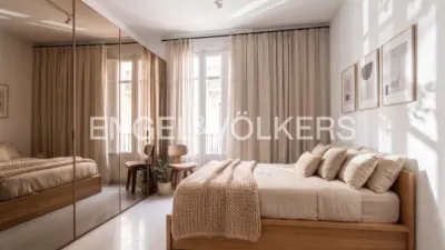 Apartment in Plaza del Ayuntamiento photo 3