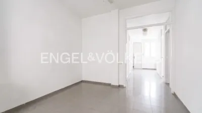 Apartment in Plaza del Ayuntamiento photo 8