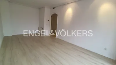 Piso en alquiler en Calle del Hierro - Imagen 2
