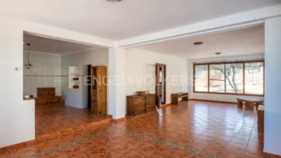 Rustic property in El Castillo de Las Guardas photo 3