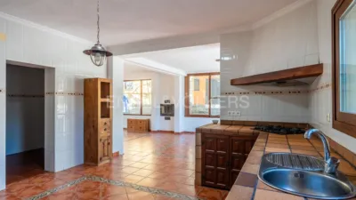 Rustic property in El Castillo de Las Guardas photo 7