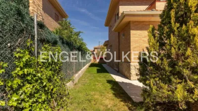 House in Urban Core photo 36