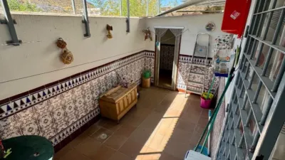 Terraced house on Calle Ortiz de Villajos photo 9