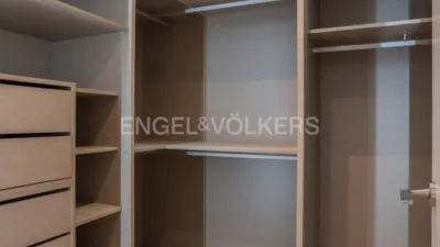 Apartment on Calle de Casado del Alisal photo 39