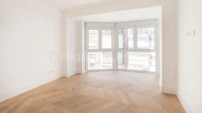 Apartment on Calle de Casado del Alisal photo 40