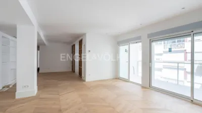Apartment on Calle de Casado del Alisal photo 10