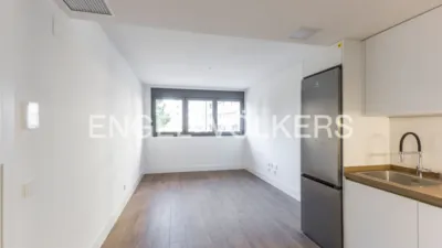 Piso en alquiler en Calle de Juan Esplandiú - Imagen 3