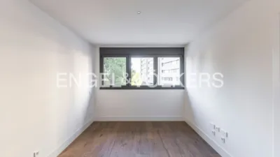 Piso en alquiler en Calle de Juan Esplandiú - Imagen 5