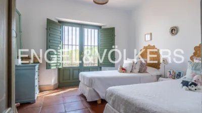 Chalet in Corrales photo 52