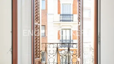 Apartamento en alquiler en Universidad-Malasaña - Imagen 2