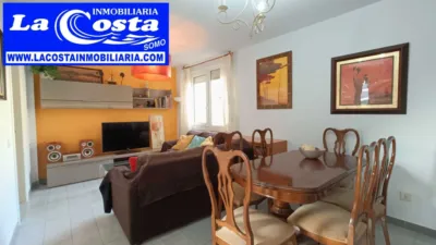 Apartment on Calle de la Ría Cubas photo 5