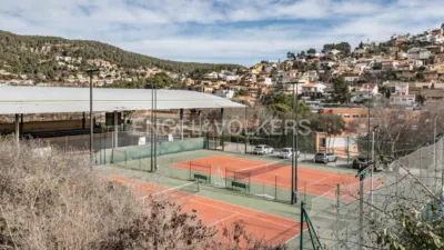 House in Vallirana photo 48