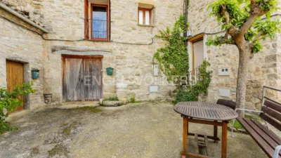 House on Cal Bordes Street photo 2
