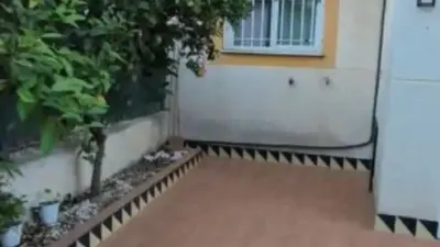 House in Urbanizations photo 3