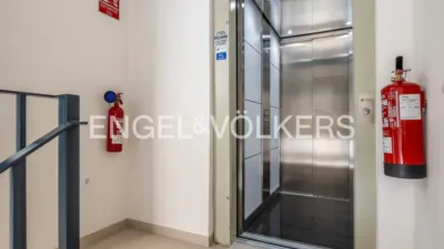 Piso en calle Recaredo photo 32