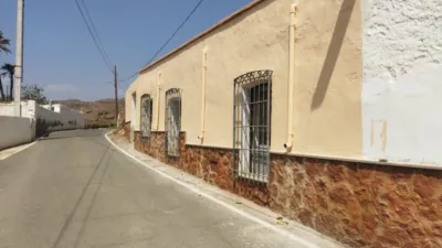 House on Camino Calderona Street photo 3
