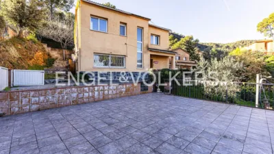 House in Torrelles de Llobregat photo 3
