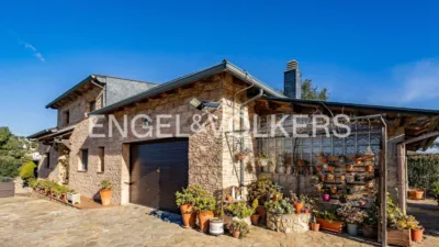 House in Vallirana photo 5