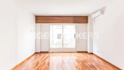 Apartamento en alquiler en Calle de las Naciones - Imagen 3