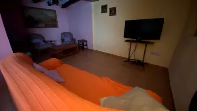 Casa en venta en Calle Baja, 7, Blesa de 47.500 €