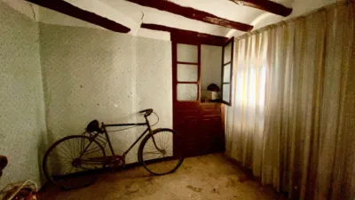 Casa en venta en Calle Baja, 7, Blesa de 47.500 €