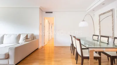 Piso en alquiler en Calle del Doce de Octubre - Imagen 2