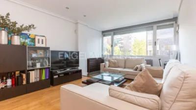 Piso en alquiler en Calle del Doce de Octubre - Imagen 4