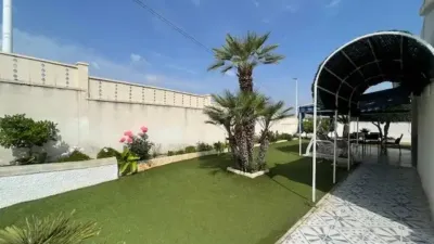 Chalet on Calle de la Bahía photo 39