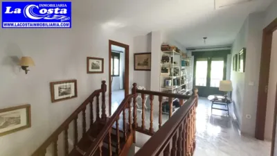 Chalet on Avenida del Ayuntamiento photo 34