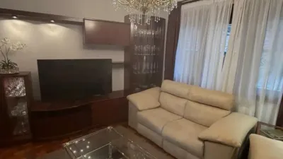 Apartment in Iralabarri photo 2
