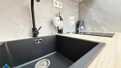 Pis – Torrevieja, Urbanización Calas Blancas - Més