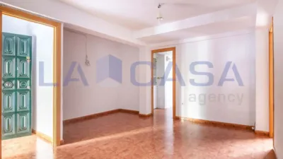 Apartment in Amate photo 2
