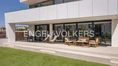 House in Can Girona-Terramar-Vinyet photo 4