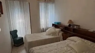Apartment in Onil photo 3