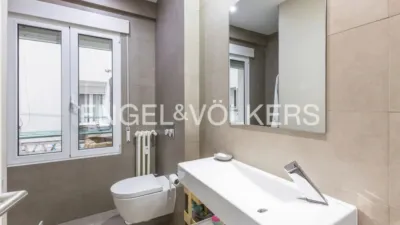 Apartment on Calle del Duque de Sesto photo 15