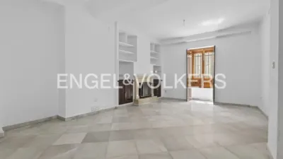 Townhouse in Osuna photo 9