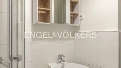 Apartment in Palacio photo 42