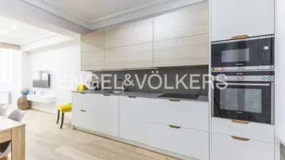 Apartment on Calle del Duque de Sesto photo 8