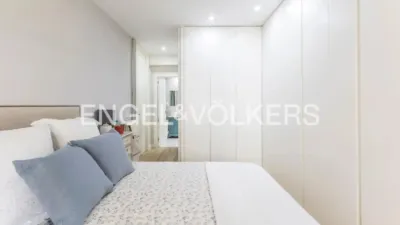 Apartment on Calle del Duque de Sesto photo 12