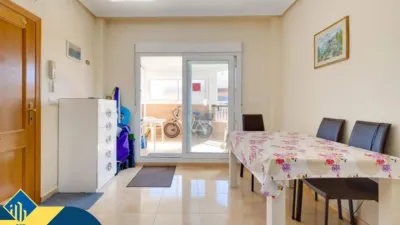 Pis – Torrevieja, la Barrera, Urbanització Les Atzavares - Més