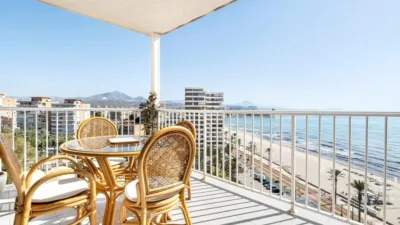Apartment on Carrer de Sax photo 4