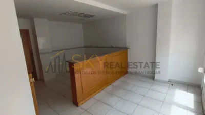 Flat on Avenida del Arquitecto Antoni Gilabert photo 6
