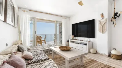 Apartment on Carrer de Sax photo 9