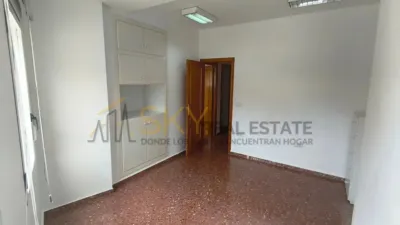 Flat on Avenida del Arquitecto Antoni Gilabert photo 14