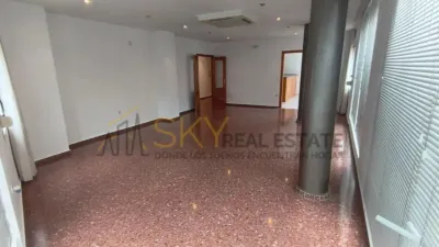 Flat on Avenida del Arquitecto Antoni Gilabert photo 3