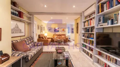 Apartment on Clara del Rey Street photo 9