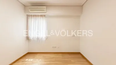 Apartment on Calle de Navarra photo 12