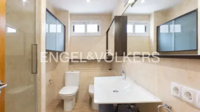 Apartment on Calle de Navarra photo 24