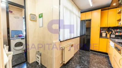 Apartment on Clara del Rey Street photo 8